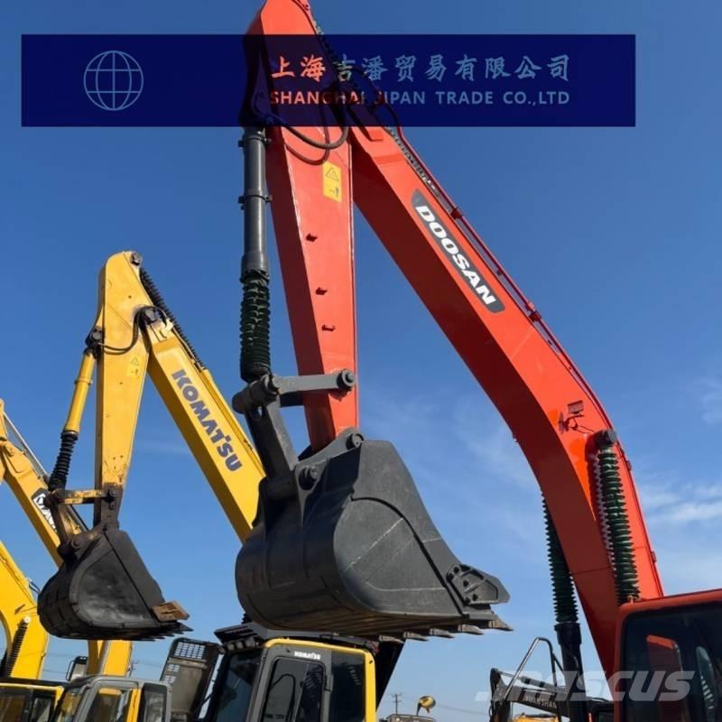 Doosan DX 300 Kāpurķēžu ekskavatori