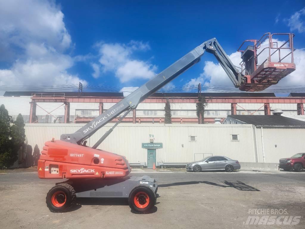SkyJack SJ 45 T Teleskopiskie pacēlāji