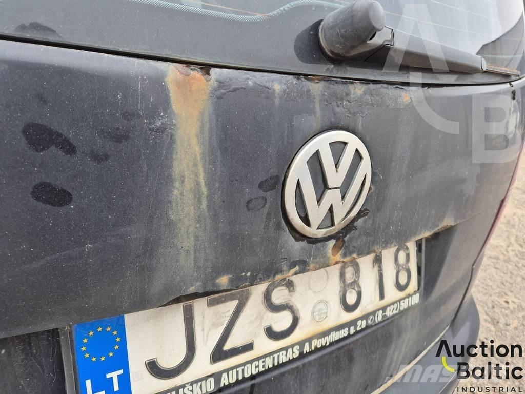Volkswagen Touran Automašīnas
