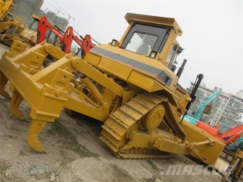 CAT D 8 R Kāpurķēžu buldozeri
