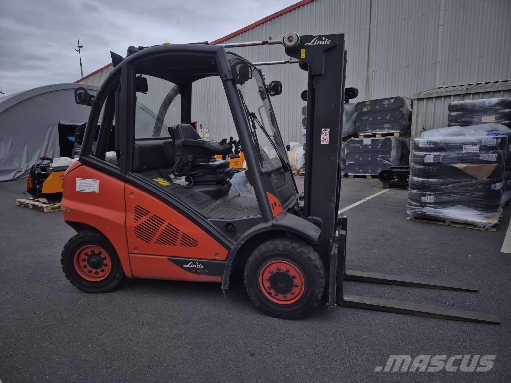 Linde H40D-02 Tehnika ar dīzeļa dzinēju