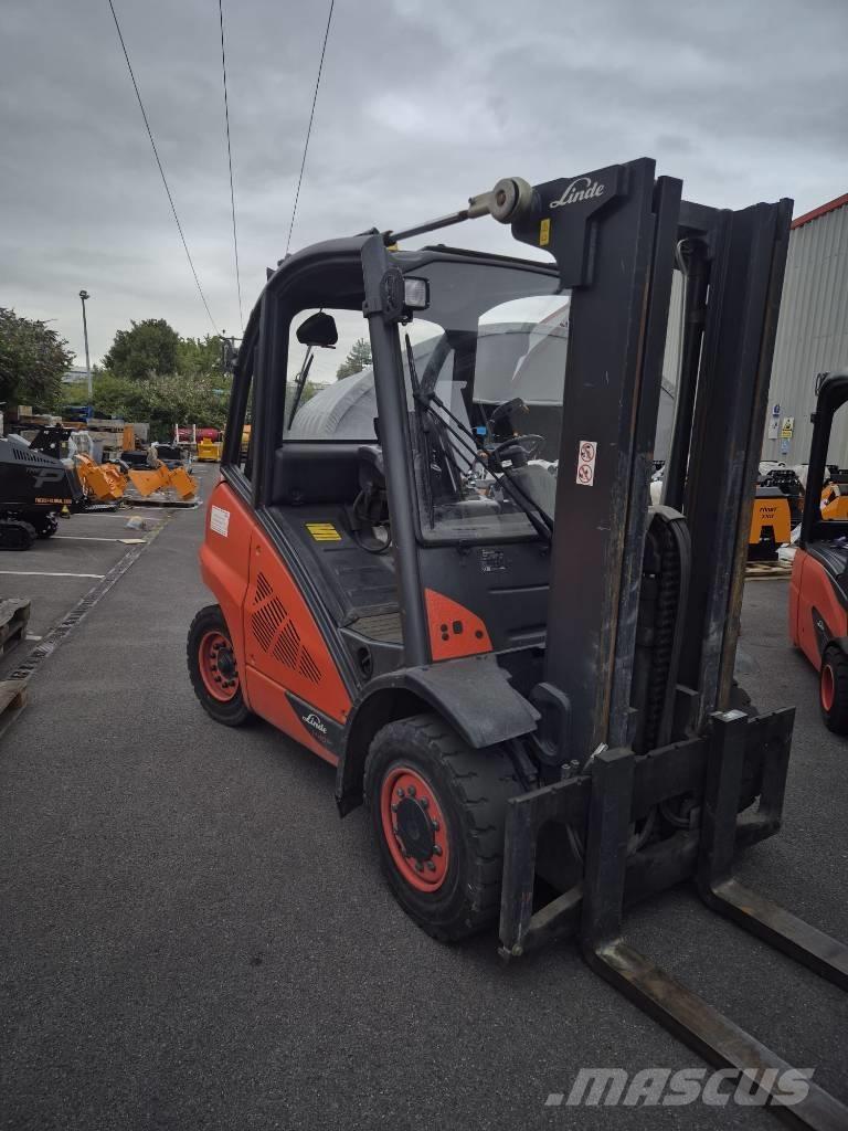Linde H40D-02 Tehnika ar dīzeļa dzinēju