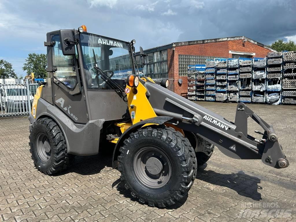 Ahlmann AX850 Iekrāvēji uz riteņiem