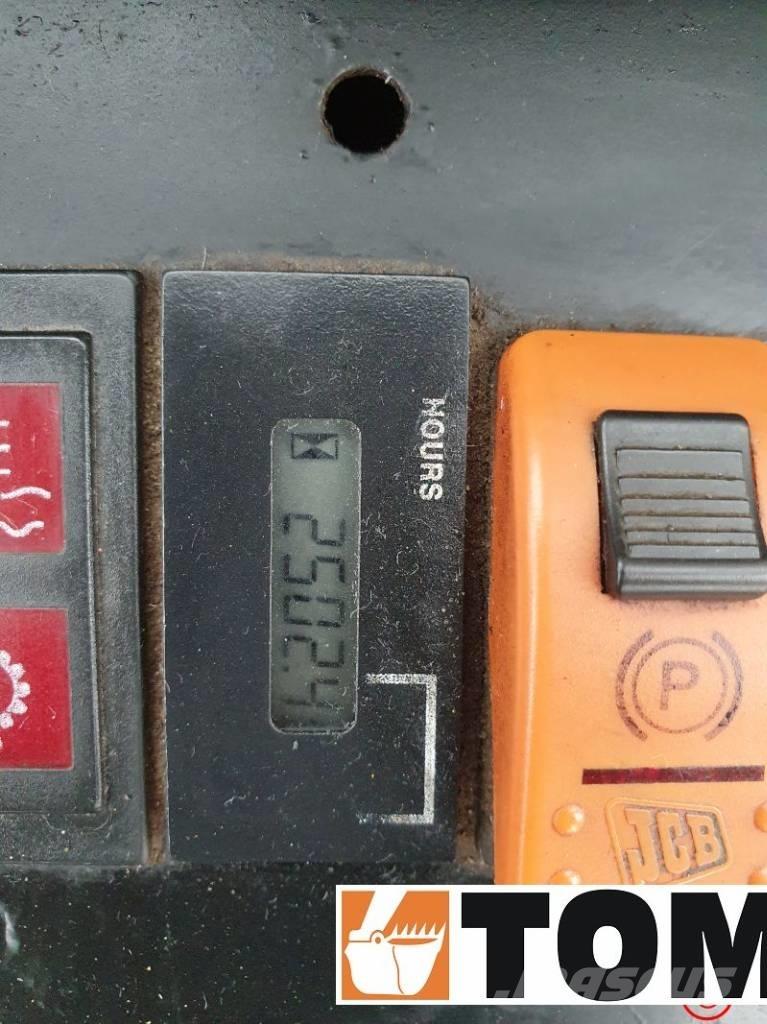 JCB 1 CX Ekskavatori-iekrāvēji