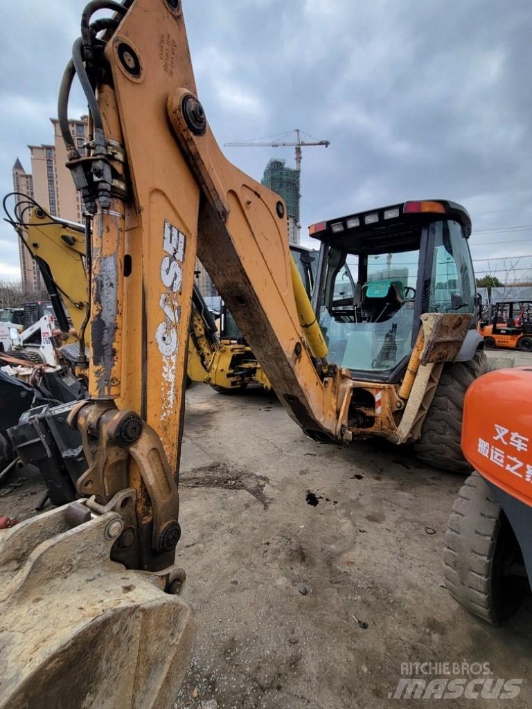 CASE 580 M Ekskavatori-iekrāvēji
