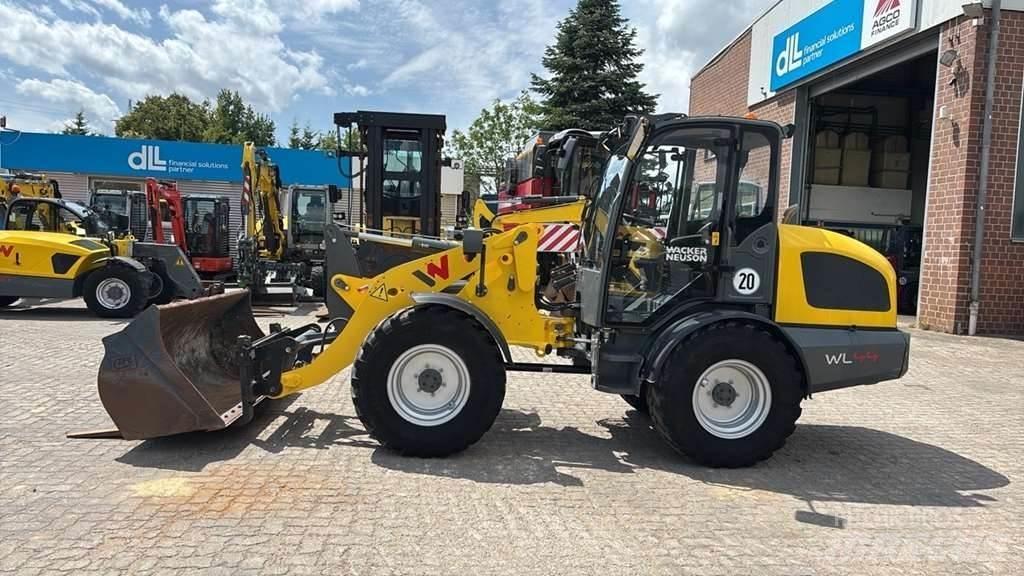 Wacker Neuson WL44 Iekrāvēji uz riteņiem