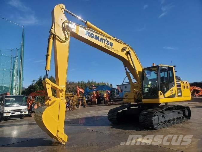 Komatsu PC 200 Kāpurķēžu ekskavatori