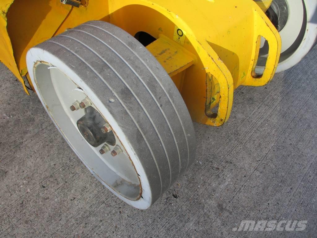 Manitou 120 AET JC Strēles pacēlāji