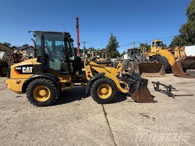 CAT 908 H Iekrāvēji uz riteņiem