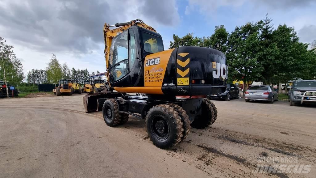 JCB 145W Ekskavatori uz riteņiem