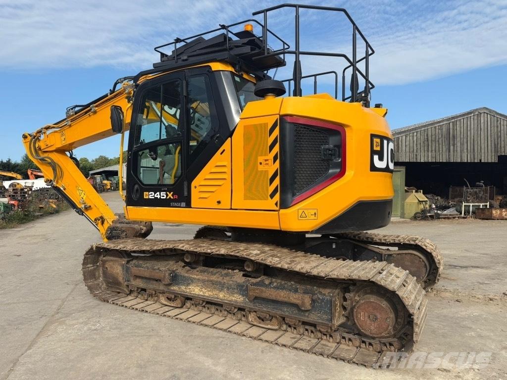 JCB 245 XLR Kāpurķēžu ekskavatori