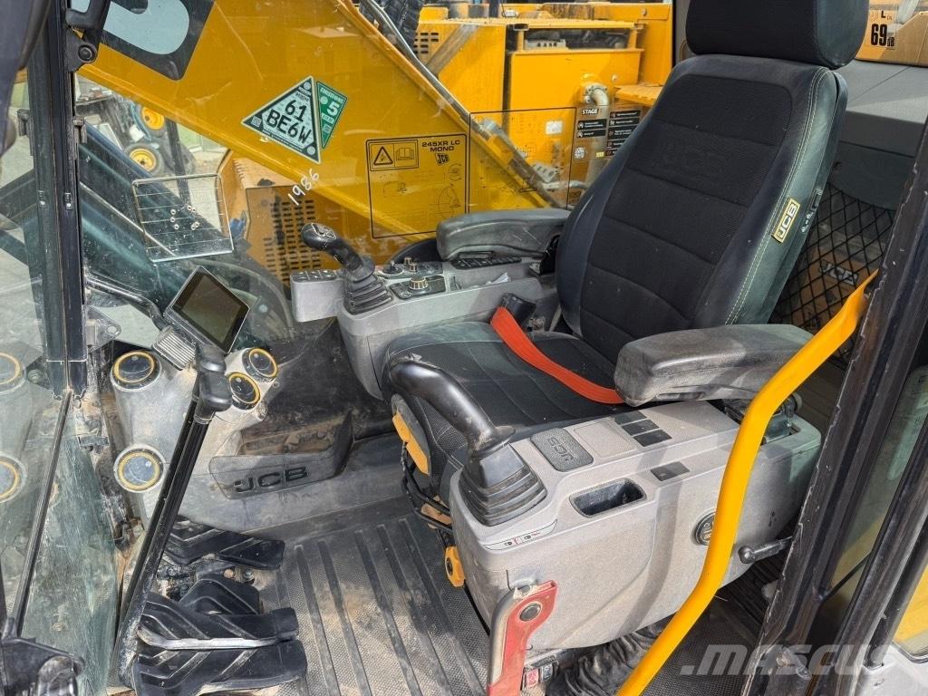 JCB 245 XLR Kāpurķēžu ekskavatori