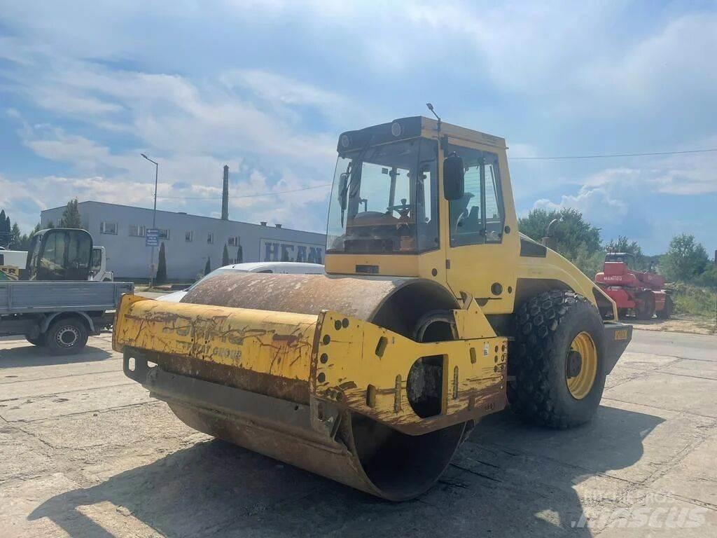 Bomag BW213 DH-4 Vienvalča grunts veltņi