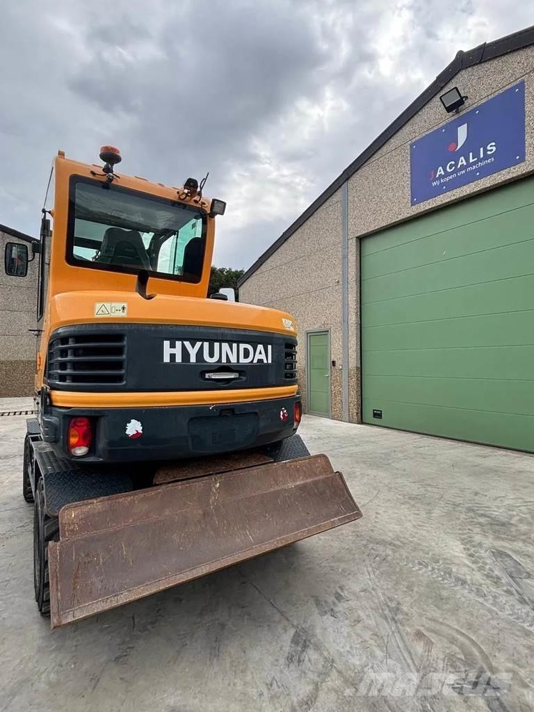 Hyundai R55W-9A Ekskavatori uz riteņiem