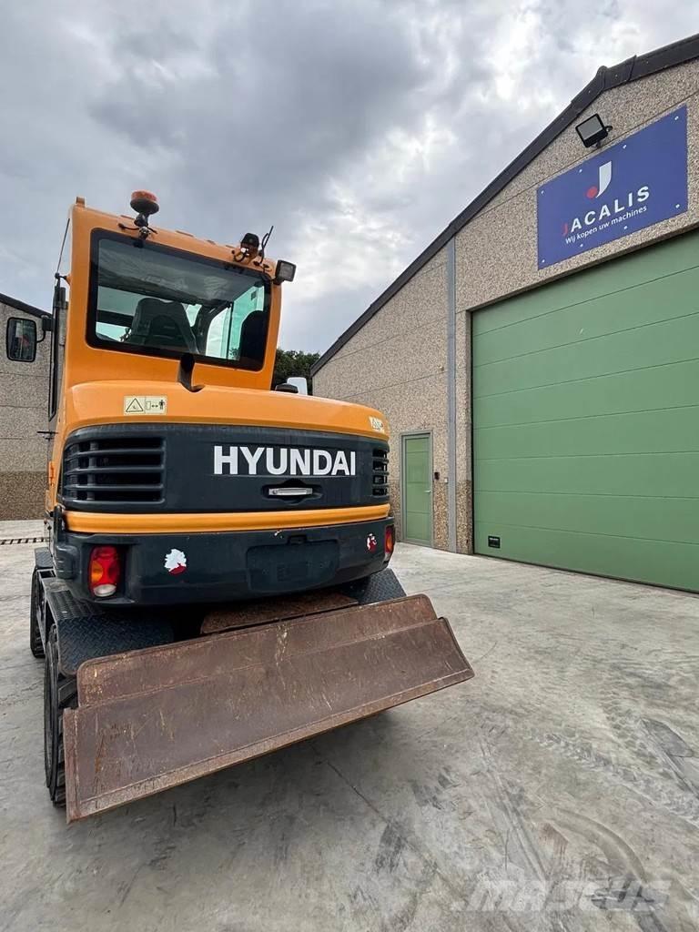 Hyundai R55W-9A Ekskavatori uz riteņiem