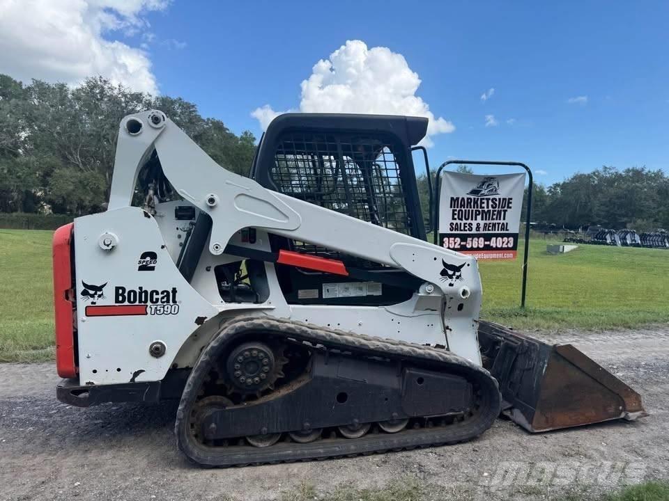Bobcat T 590 Lietoti riteņu kompaktiekrāvēji