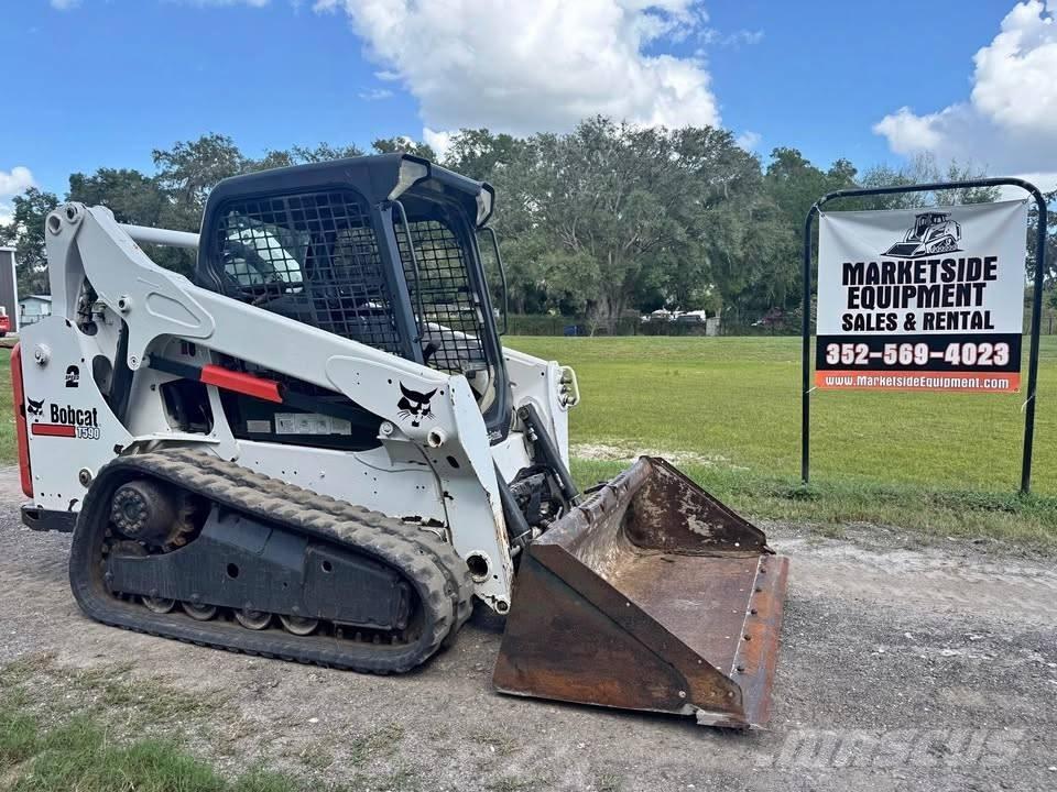 Bobcat T 590 Lietoti riteņu kompaktiekrāvēji