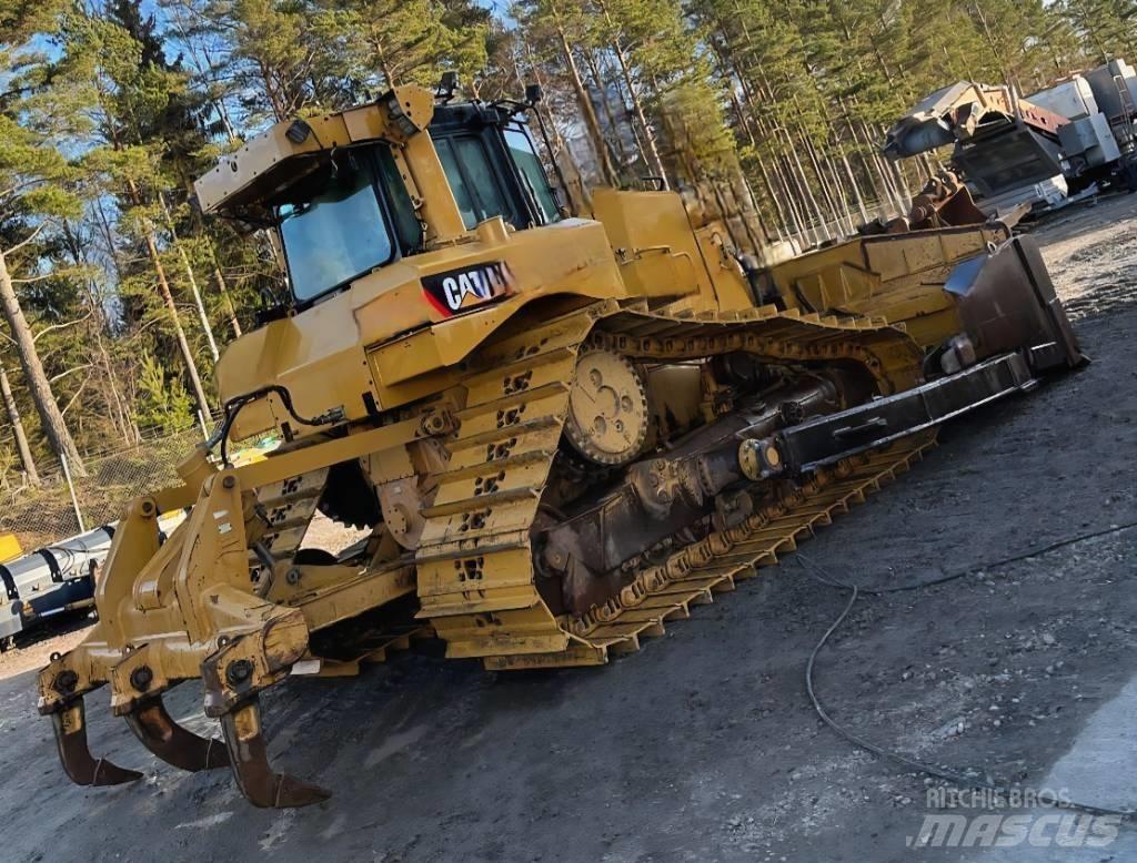 CAT D 6 T LGP Kāpurķēžu buldozeri