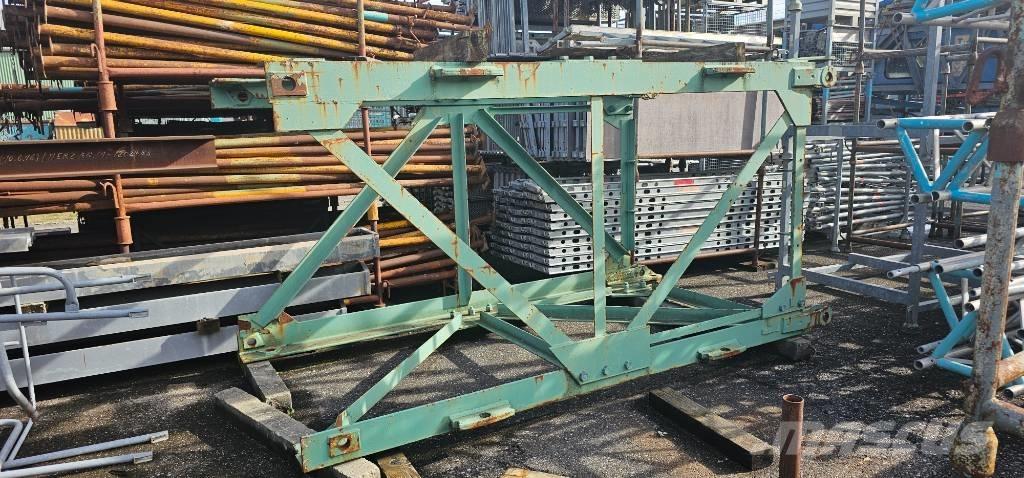 Potain F 15/15C Torņa krāni