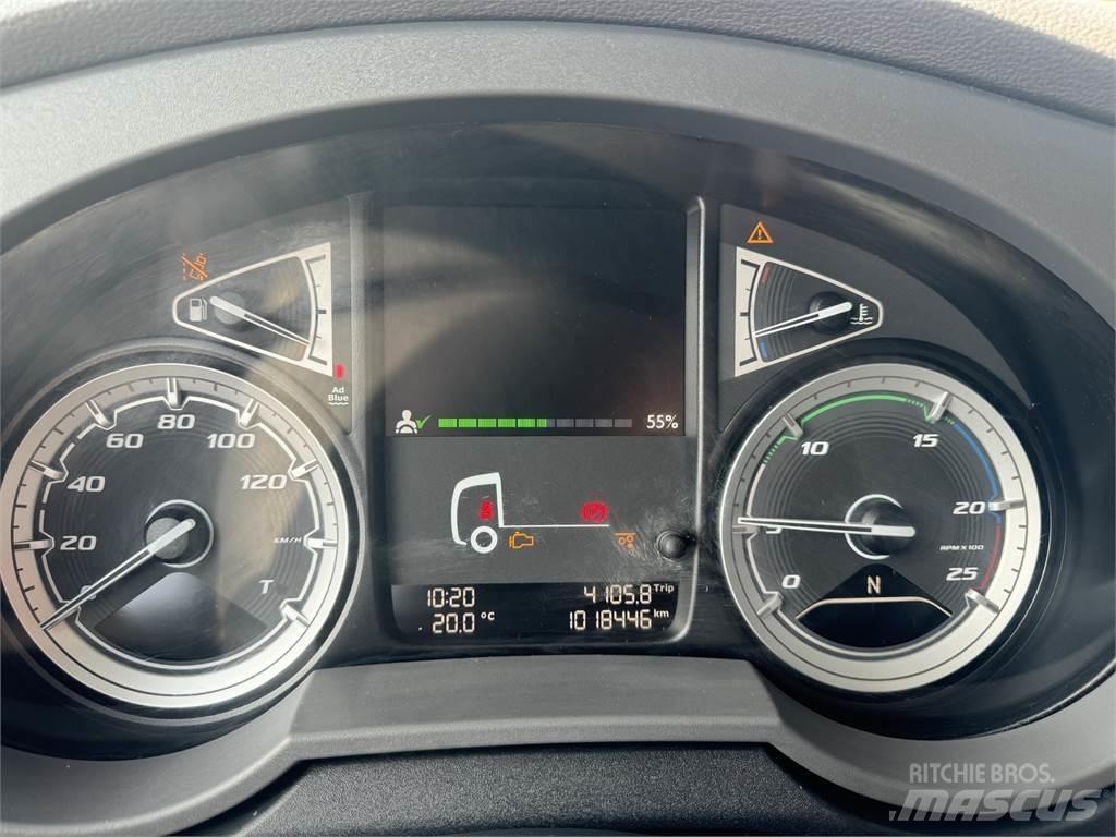 DAF XF 530 FAR Šasija ar kabīni
