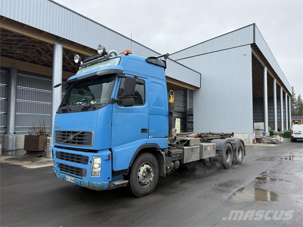 Volvo FH13 6x4 Treileri ar āķi