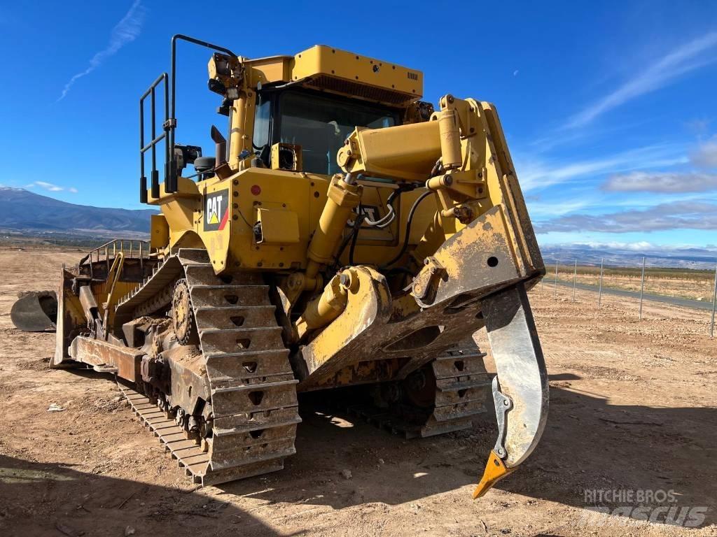 CAT D 8 T Kāpurķēžu buldozeri