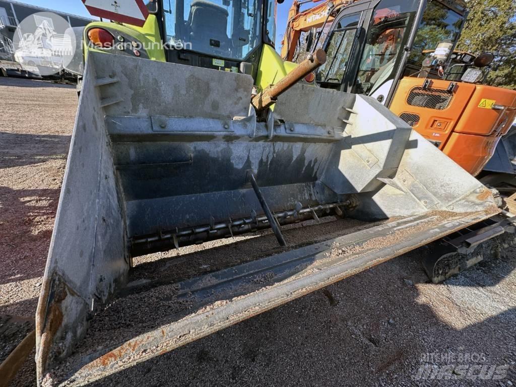 CLAAS Arion 410 Traktori