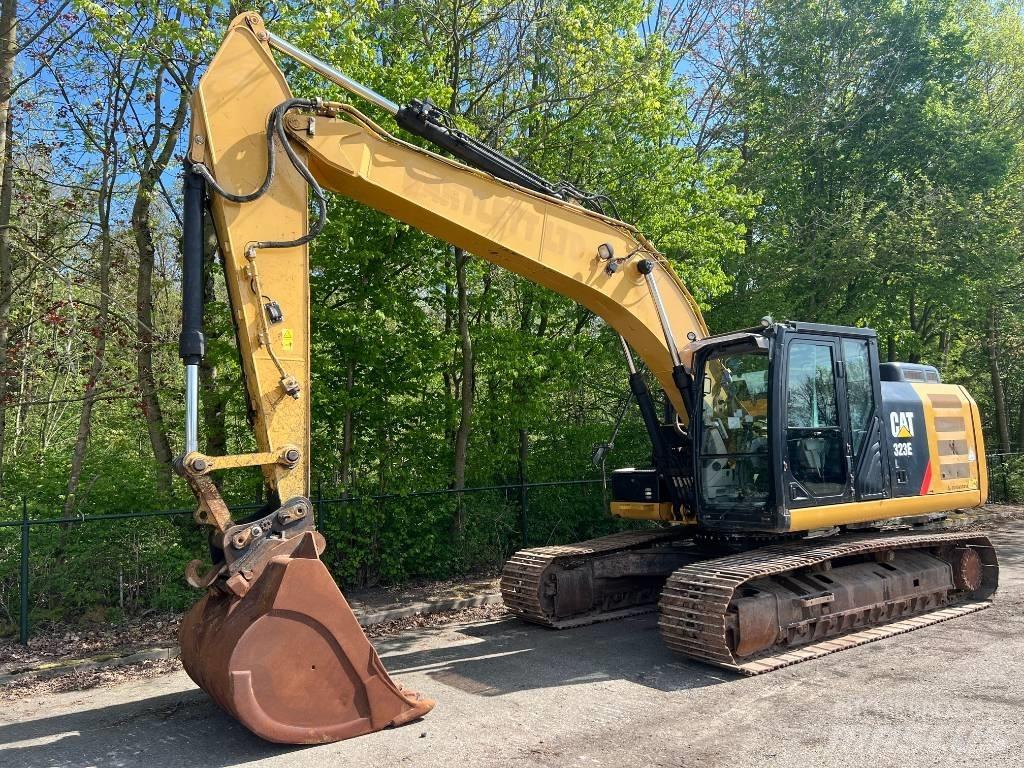 CAT 323 E Kāpurķēžu ekskavatori
