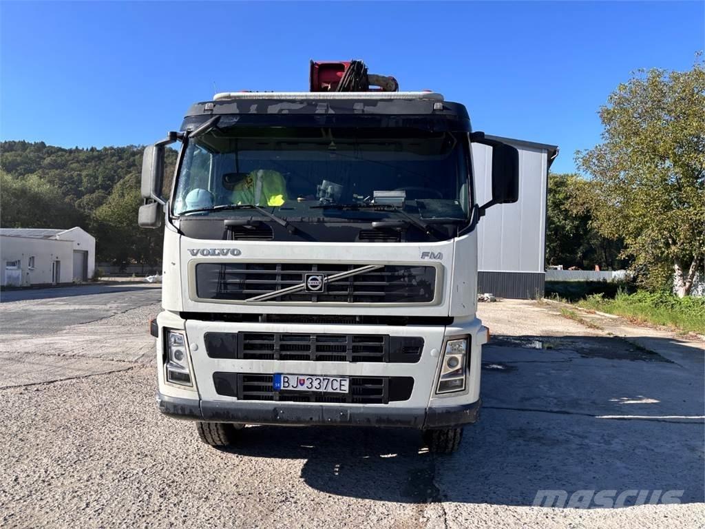 Volvo FM 440 8X4 Pašizgāzējs