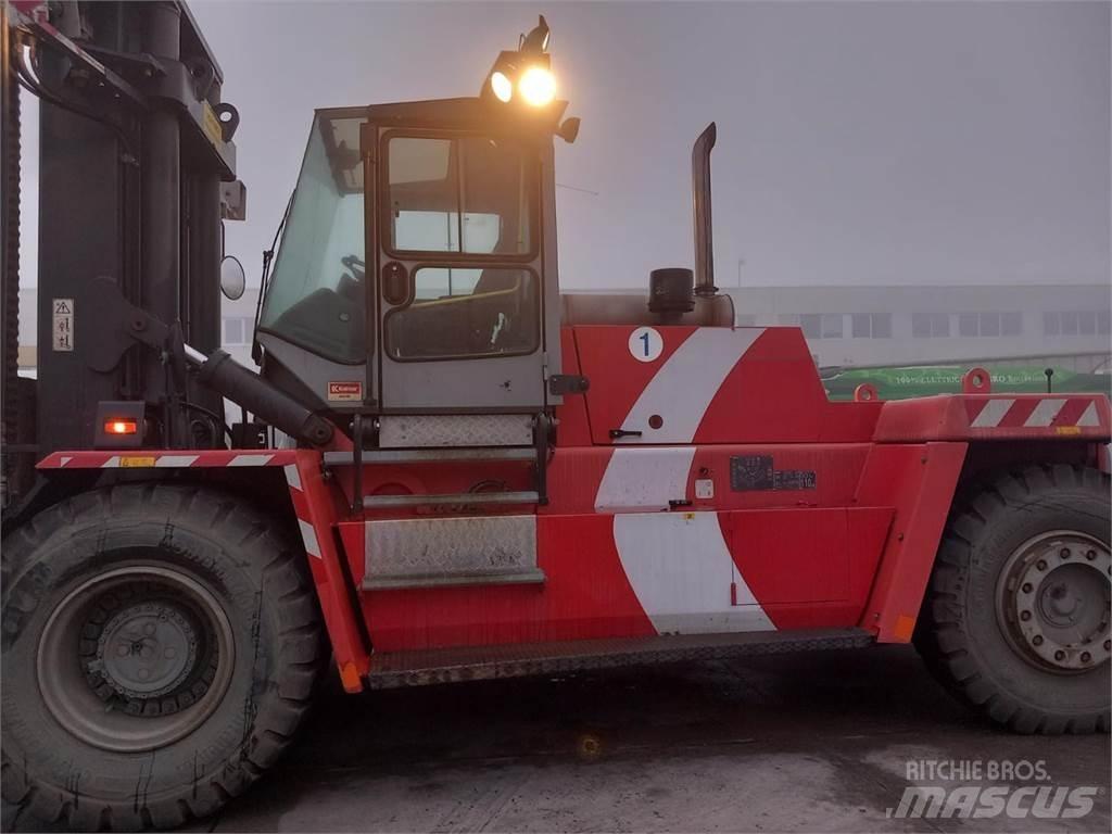 Kalmar DCD250-12 Tehnika ar dīzeļa dzinēju