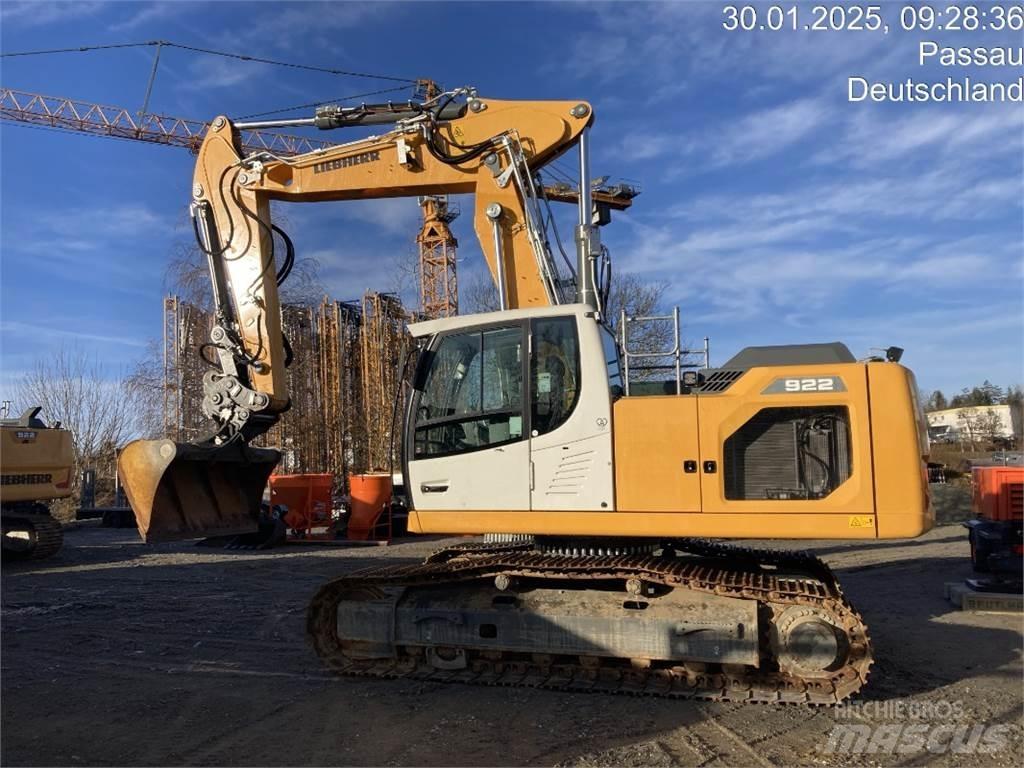 Liebherr R922 Kāpurķēžu ekskavatori