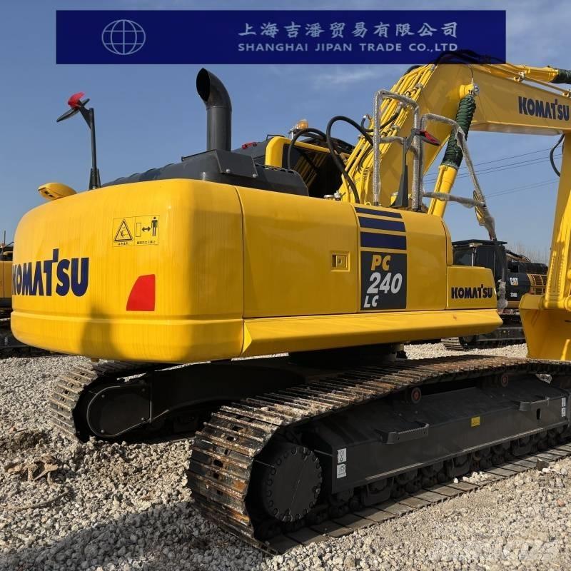 Komatsu PC 240 Kāpurķēžu ekskavatori