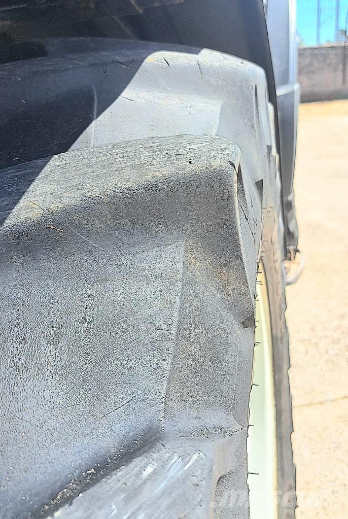 Valtra N 175 A Traktori