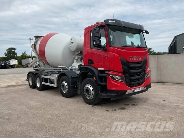 Iveco X-Way 420 Betonvedēji