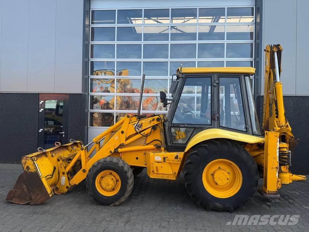 JCB 3CX-4 Ekskavatori-iekrāvēji