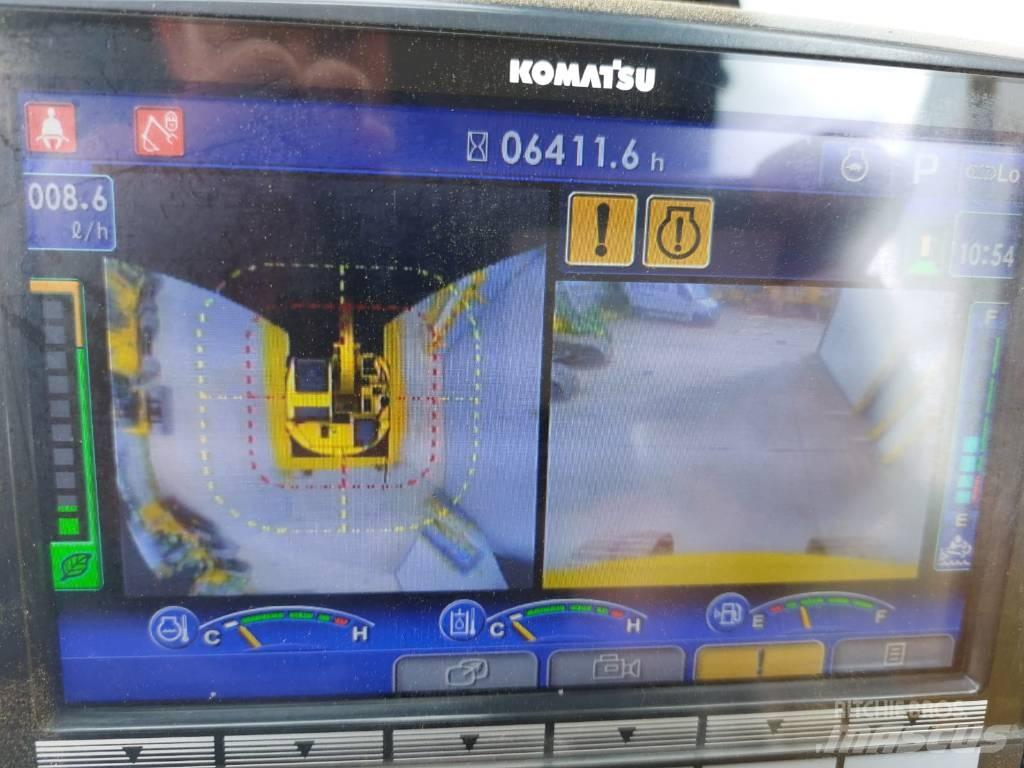 Komatsu PC228USLC-11 Kāpurķēžu ekskavatori