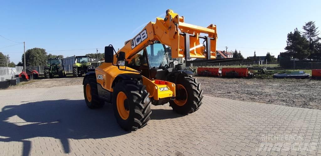 JCB 531-70 Teleskopiskie manipulatori