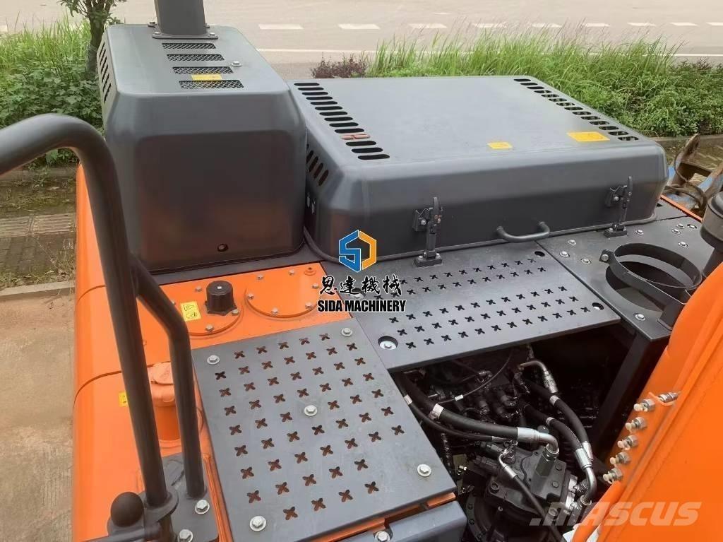 Develon DX 215 Vidēja lieluma ekskavatori 7 t - 12 t