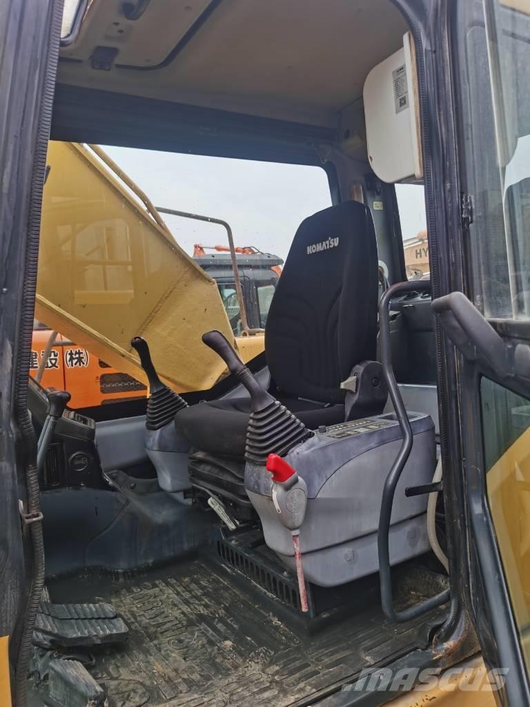 Komatsu PC200-7 Kāpurķēžu ekskavatori