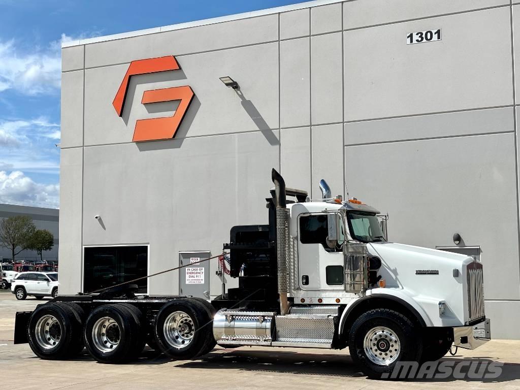 Kenworth T 800 Evakuators ar manipulatoru