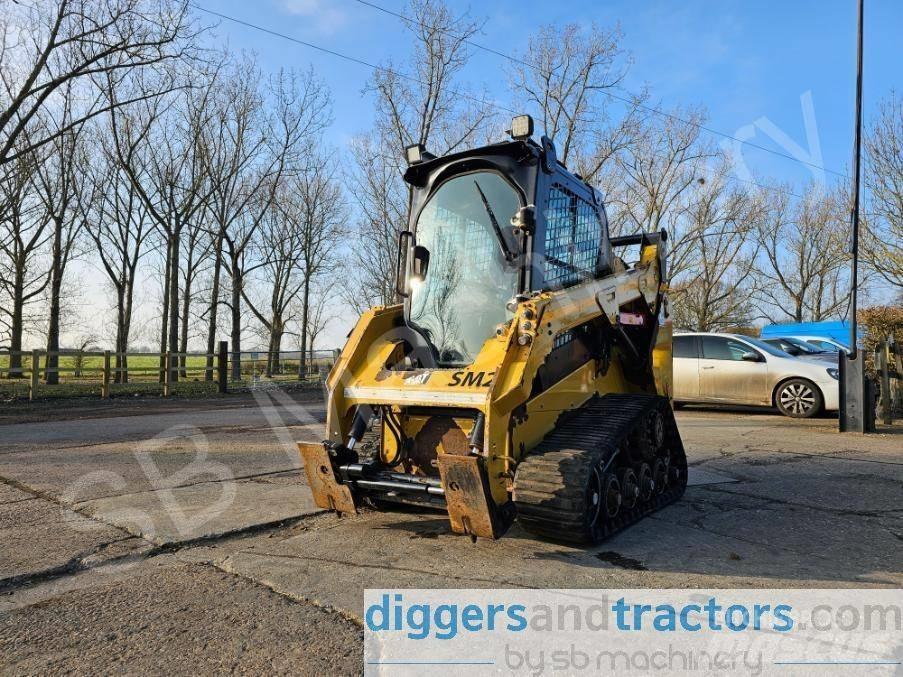 CAT 257 D Lietoti riteņu kompaktiekrāvēji