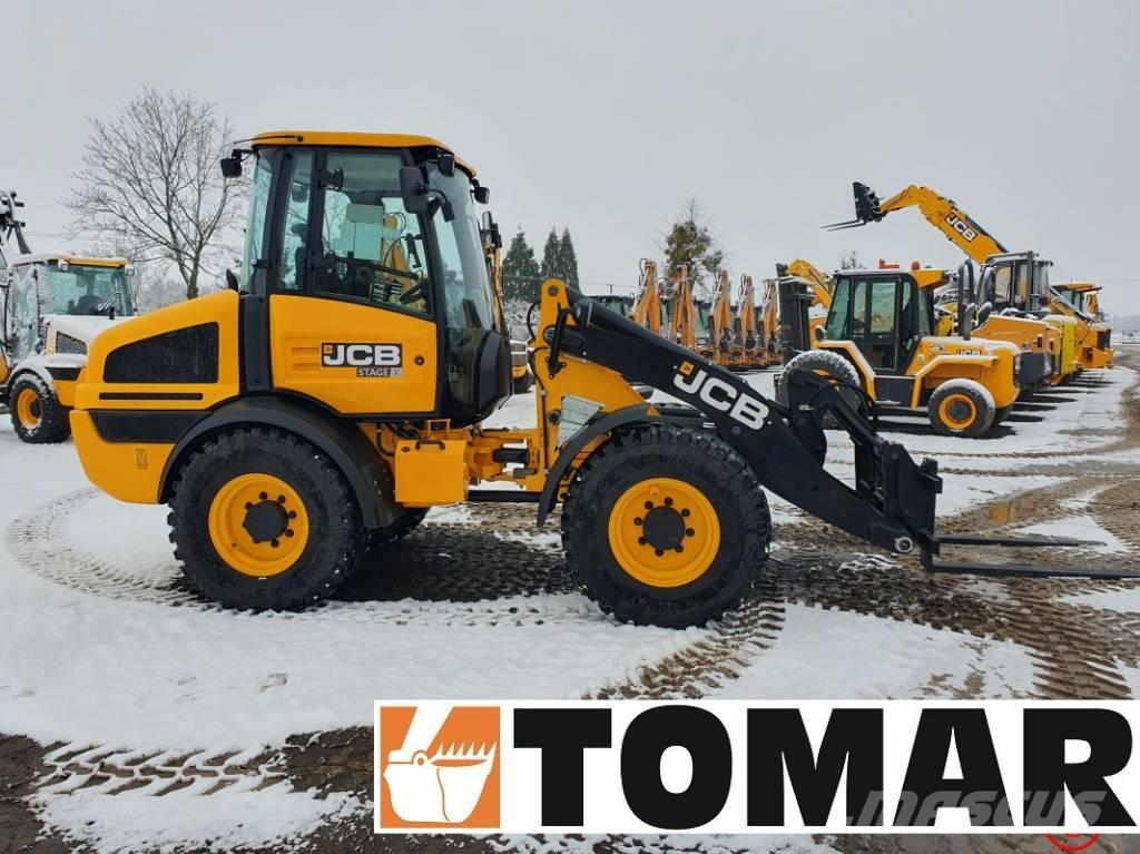JCB 409 Iekrāvēji uz riteņiem
