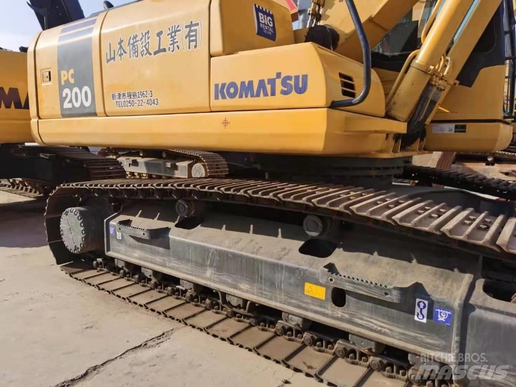 Komatsu PC 200-7 Kāpurķēžu ekskavatori