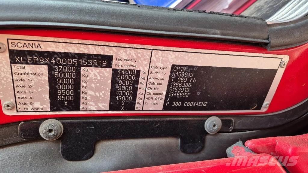 Scania p 380 Visurgājēji celtņi