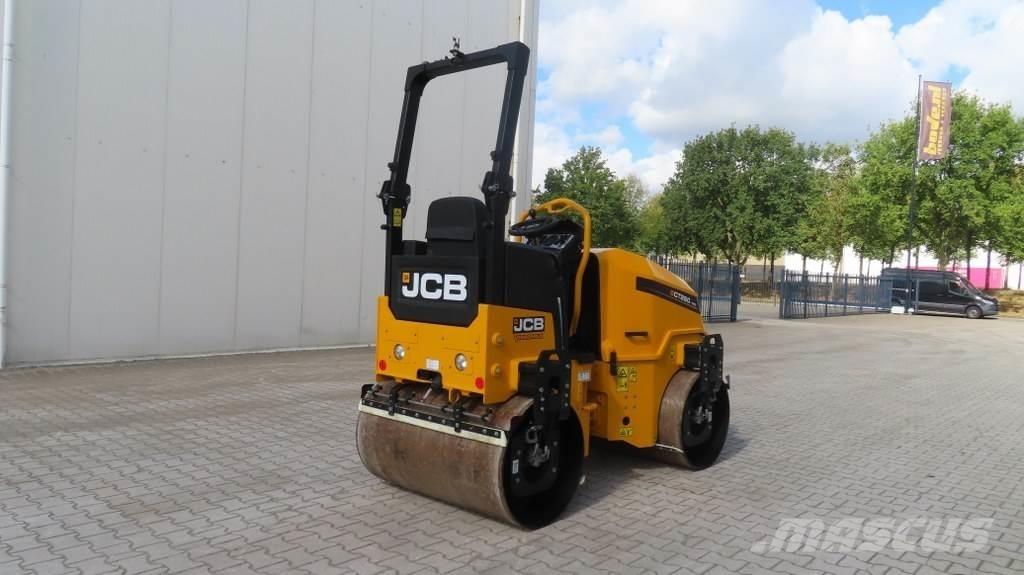 JCB CT260-120 Divvalču grunts veltņi