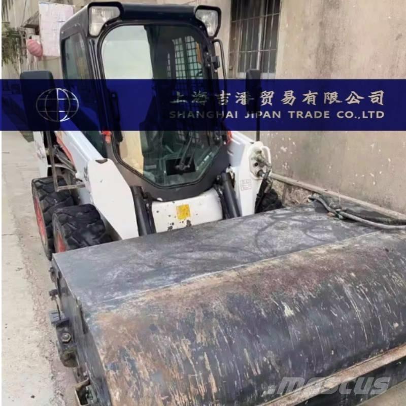 Bobcat S 550 Iekrāvēji uz riteņiem