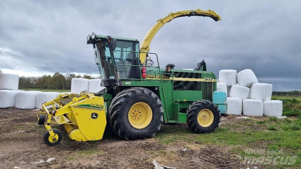 John Deere 6750 Zāles smalcinātāji