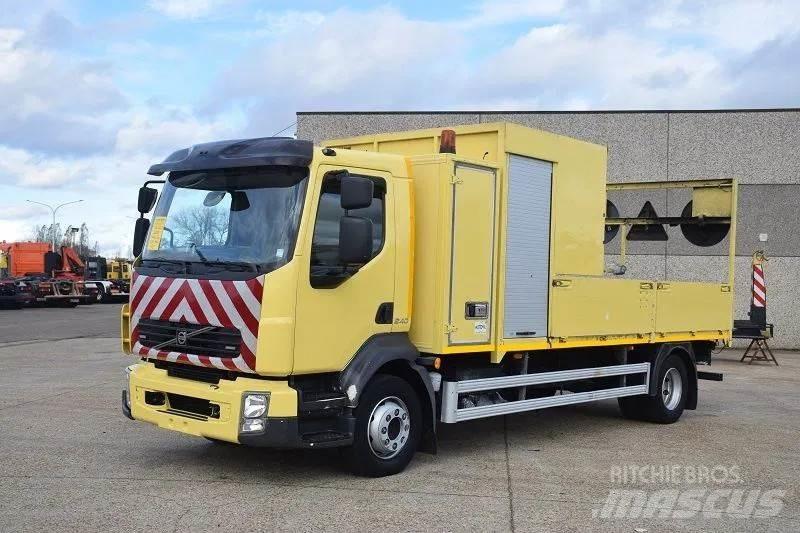 Volvo FL 250 Platformas/izkraušana no sāniem