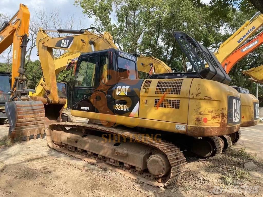 CAT 326 D2 Kāpurķēžu ekskavatori