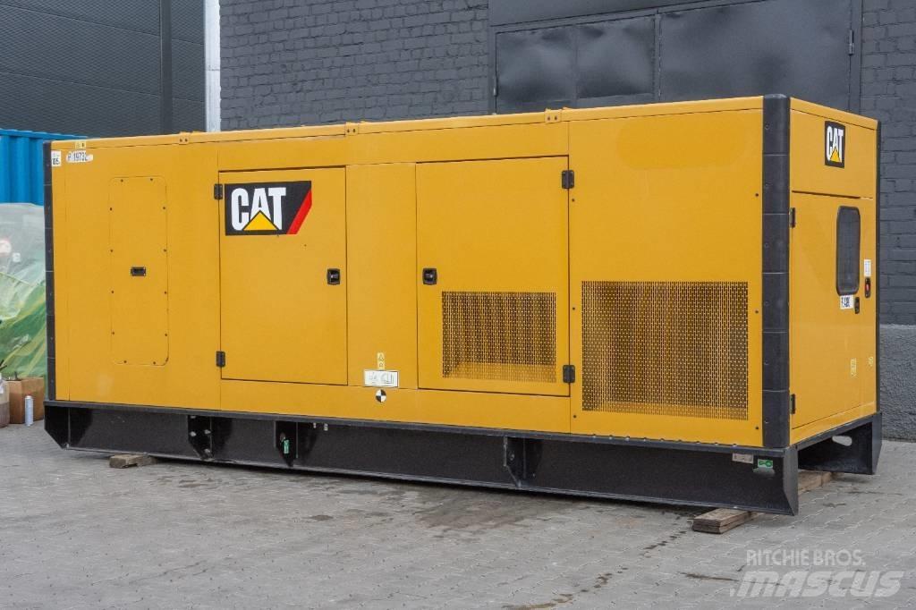 CAT DE715E0 Dīzeļģeneratori